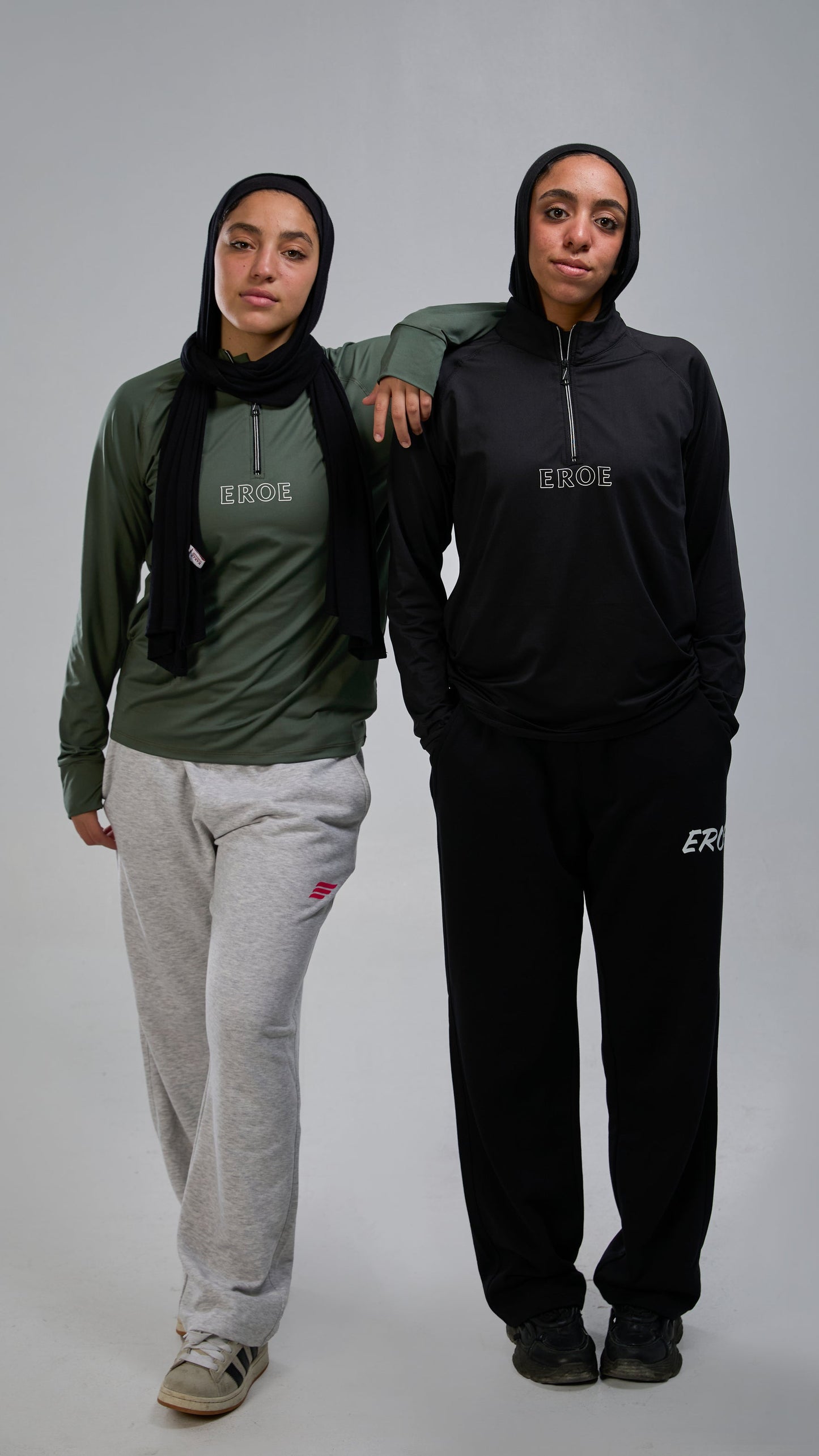 ZIPPER LONG SLEEVE- FINGER HOOK