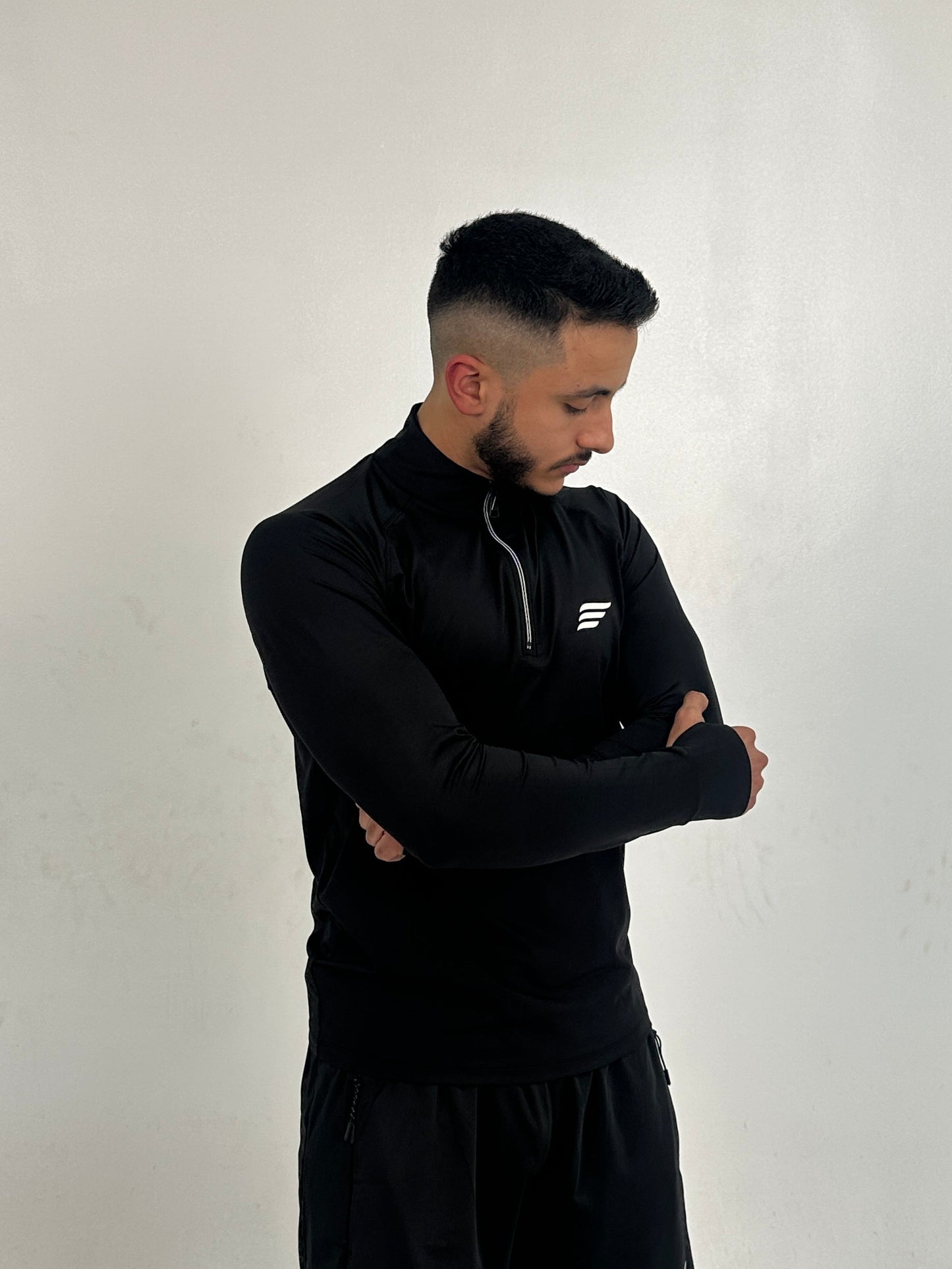 ZIPPER LONG SLEEVE- FINGER HOOK